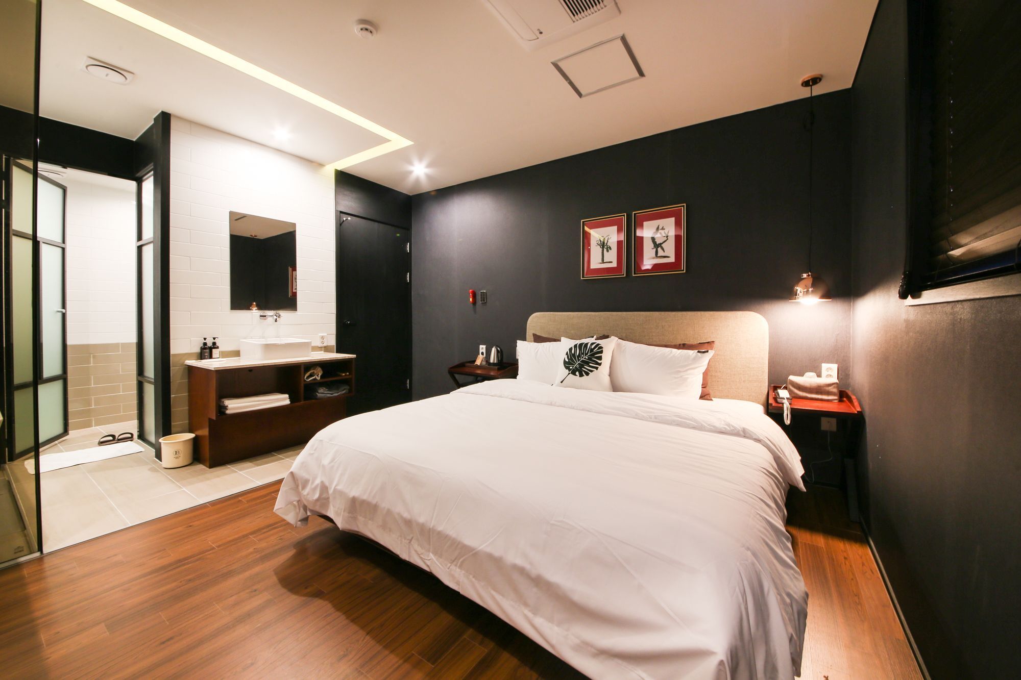 Brown Dot Hotel Yangjeong Пусан Екстериор снимка