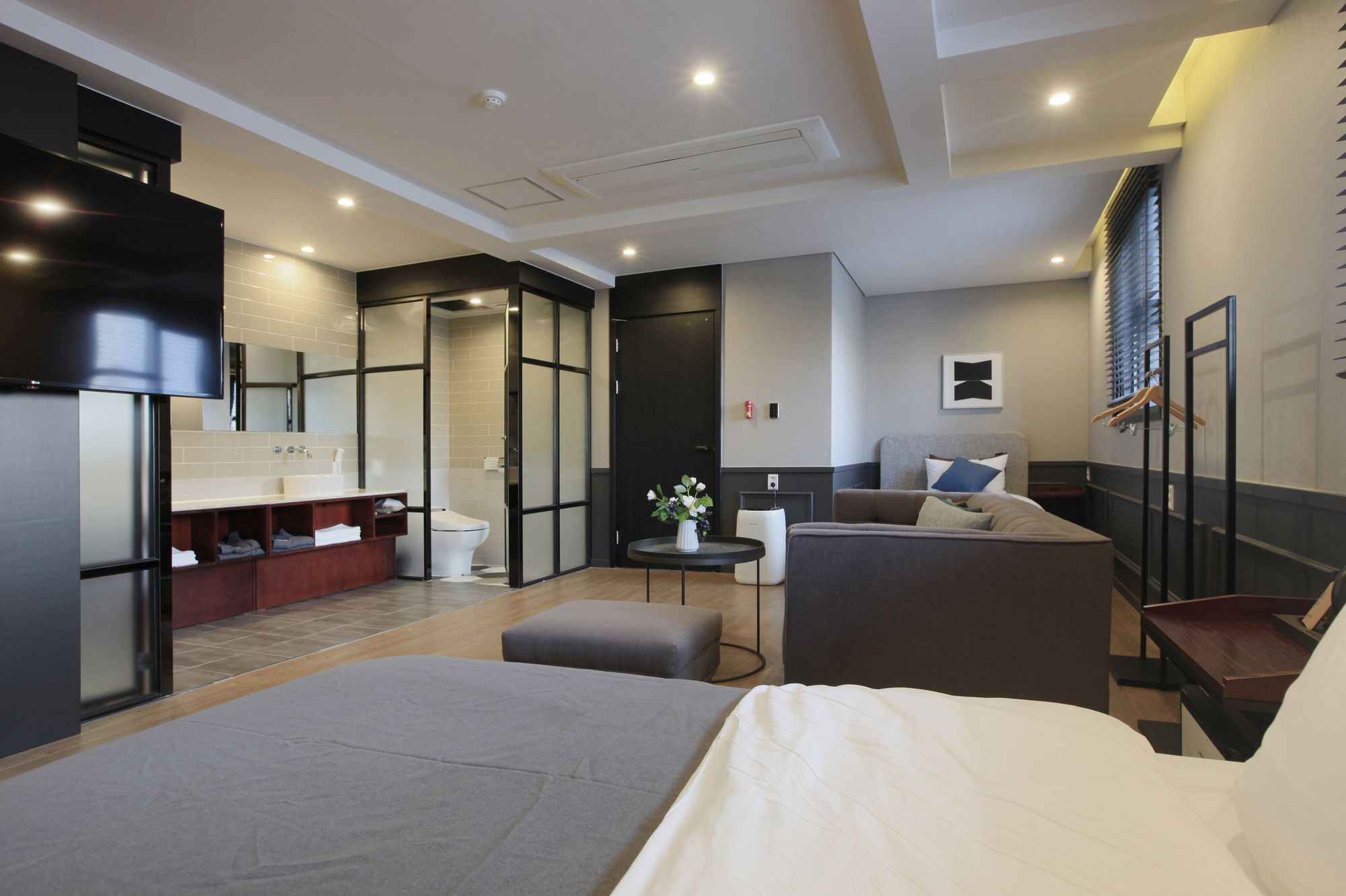 Brown Dot Hotel Yangjeong Пусан Екстериор снимка